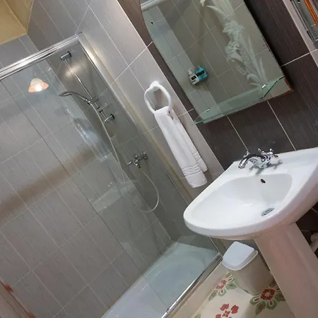 Prickly Pear Holiday No. 3 * San Lawrenz