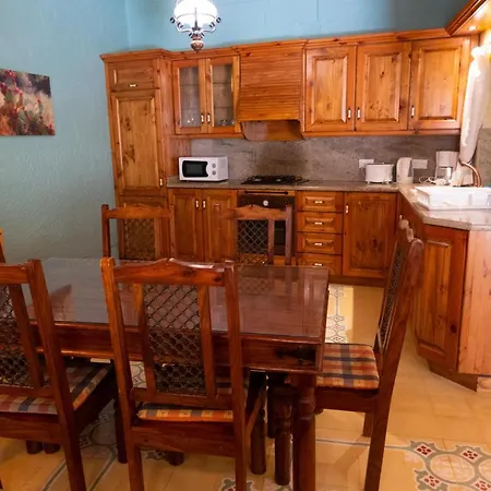 Prickly Pear Holiday No. 3 * San Lawrenz